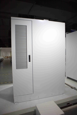 Sistema di accumulo di energia per batterie industriali da 120KWH Protezione IP55 per interni ed esterni